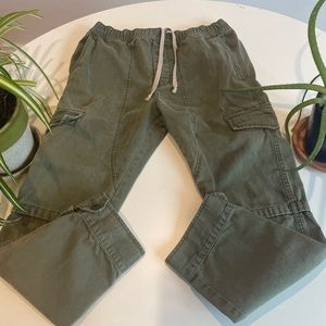 Men’s Vintage Washed/Faded Green Cargo Pants (Vince)